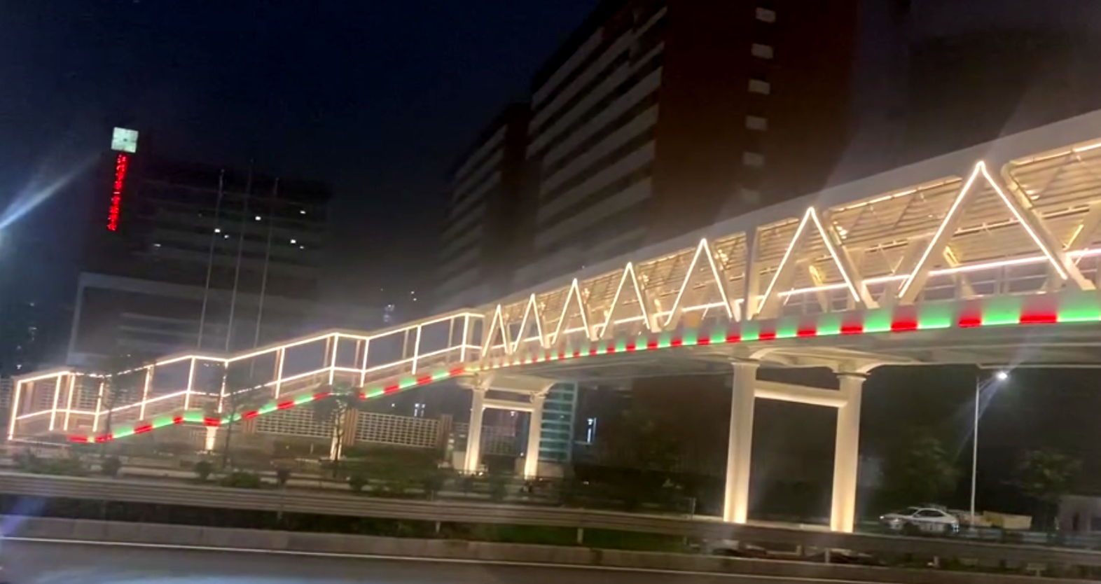 人行天桥亮化项目